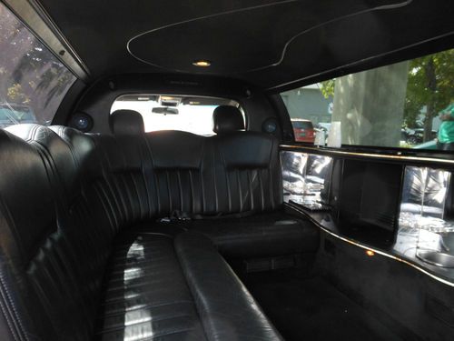 Limo Lincoln 1999 Wite y Limo Lincoln 2006 Black, image 2