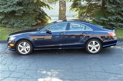 Low mileage cls 550 in lunar blue