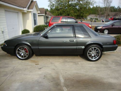 1992 ford mustang lx sedan 2-door 5.0l