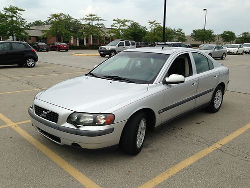 2003 volvo s60 sedan 4-door 2.4l