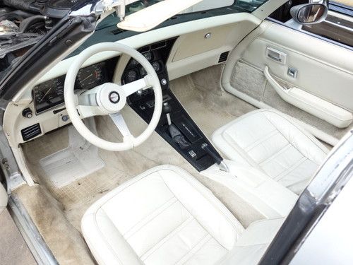 1978 25th Silver Anniversary L-82 Corvette 100% Original Matching # 36,000 Miles, image 14