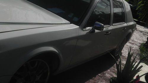 1991 LINCOLN TOWNCAR 4 DOOR SEDAN WITH ROLLS ROYCE PHANTOM BODY KIT, image 4