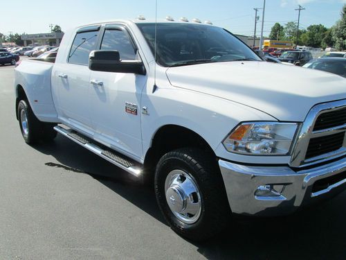 2011 dodge ram 3500 mega cab dually 29k miles super clean fifth wheel