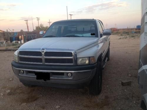 1995 dodge ram 1500 base extended cab pickup 2-door 5.9l