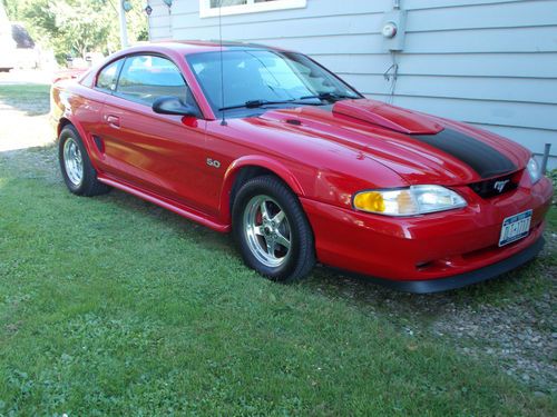 Mustang gt  rio red