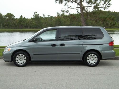 Low miles 2001 honda odyssey minivan mini van vs toyota sienna 2004 nissan quest