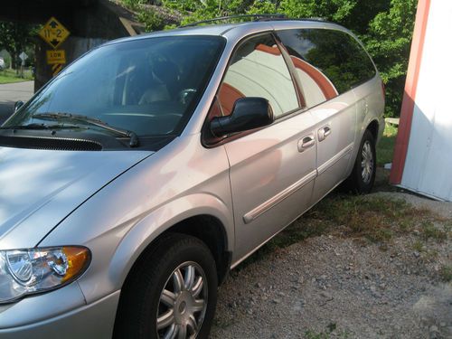 2007 chrysler town &amp; country touring mini passenger van 4-door 3.8l