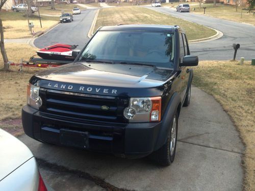 2006 land rover lr3 se suv 4.4l custom two tone seats excellent condition 75k