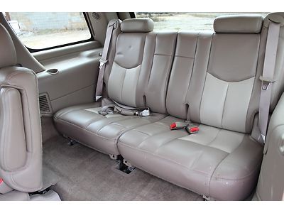 2006 Yukon Denali SUV 6.0L V8 AWD Rear DVD Sunroof OnStar Leather Power Seats, image 26