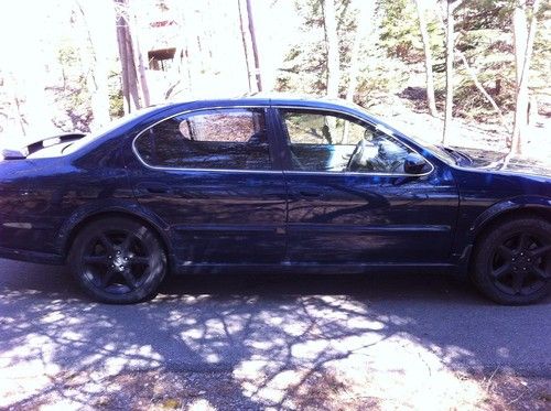2003 nissan maxima se 6-speed manual leather pkg. bose climate control lsd 3.5l