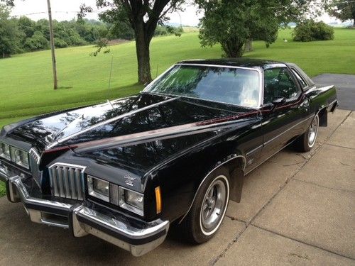 1977 pontiac grand prix base coupe 2-door 4.9l