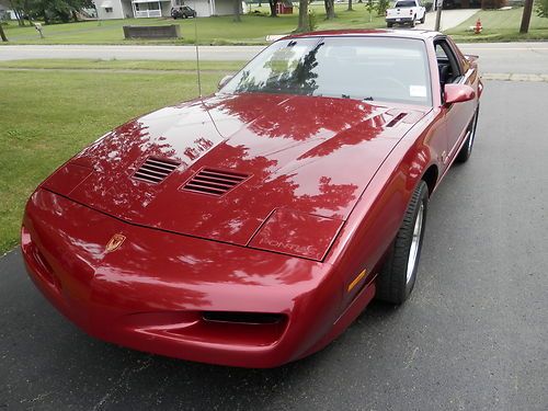 For sale or trade,1991 pont. firebird trans am gta , 5.7l,low miles,like new
