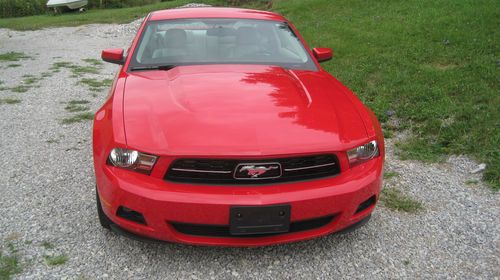 2010 Ford Mustang 682 original miles, image 3