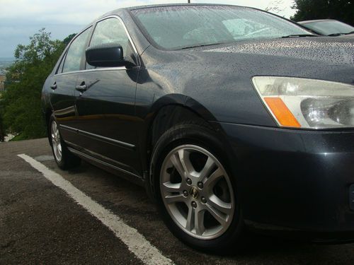 2006 honda accord 4c 4 door sedan se low miles