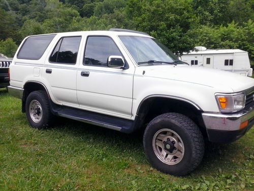 1995 toyota 4runner sr5 sport utility 4-door 3.0l