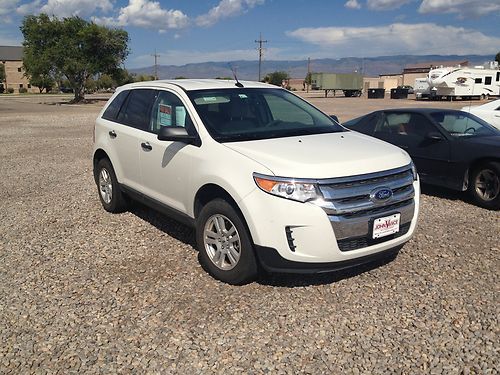 White great condition sirius radio and parking sensors