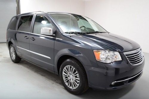 New 2014 chrysler town &amp; country leather - free shipping &amp; airfare at kchydodge!
