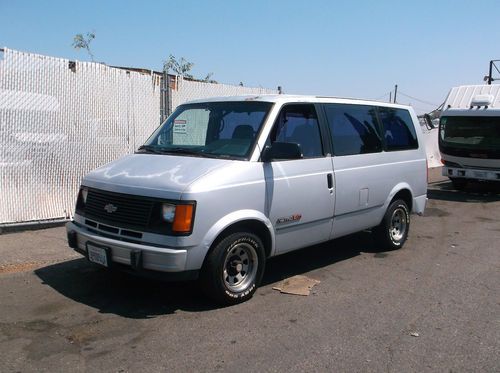 1994 chevy astro, no reserve