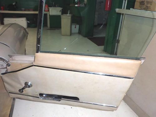 Classic Jaguar 1969 XKE Roadster with Black Hard Top - 6cyl 4.2 mtr, image 20