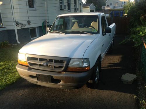 1998 ford ranger xl standard cab pickup 2-door 2.5l