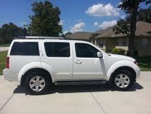 2005 nissan pathfinder le sport utility 4-door 4.0l