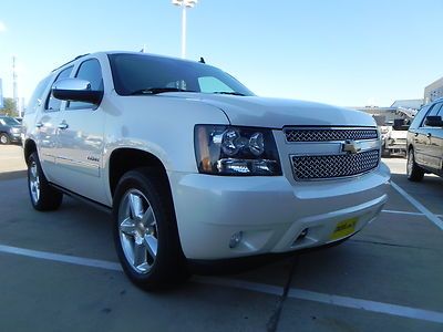 Tahoe ltz navigation power steps dvd player 4wd moonroof bose rare clean car fax