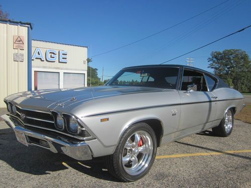 1969 chevelle ss restomod -427/ 4 speed