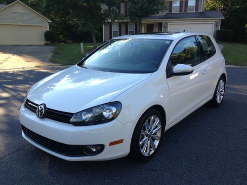 Vw golf tdi diesel, navigation, very clean car, low miles, gas saver, cool look