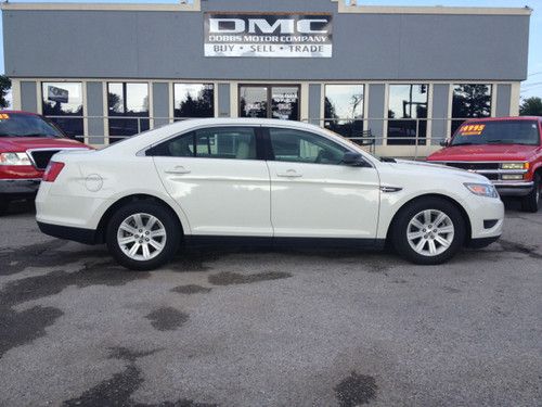 2011 ford taurus