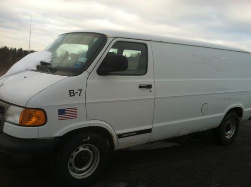 2001 dodge ram 1500 van base standard cargo van 3-door 3.9l