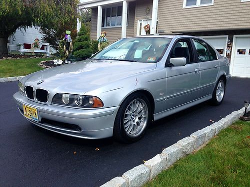 2002 bmw 530i m-sport package 17"  very clean car