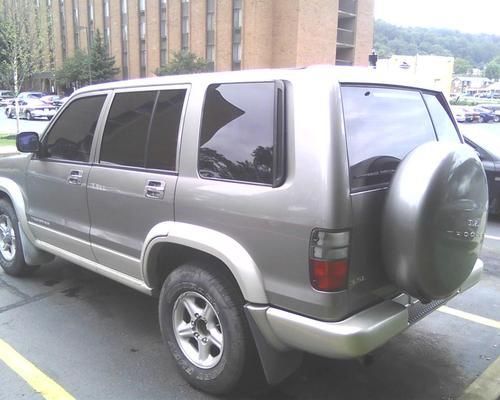 2001 Isuzu Trooper S Sport Utility 4-Door 3.5L, US $3,500.00, image 2