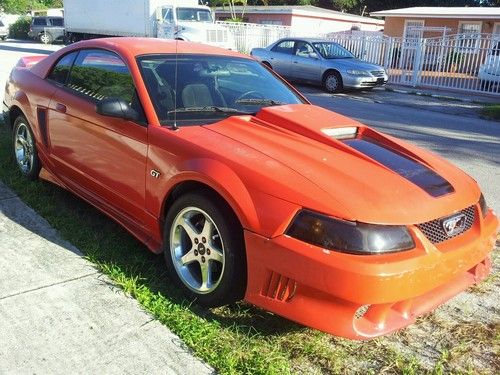 2000 ford mustang gt