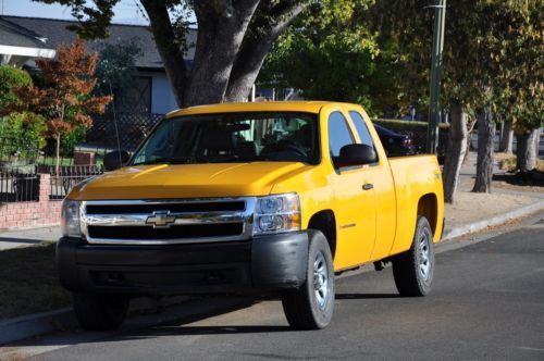 2008 Chevy silverado 1500 4x4 crew cab, image 4