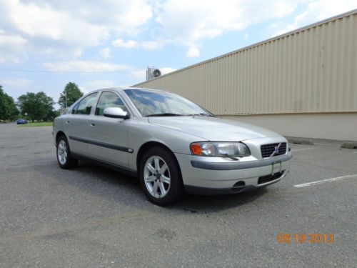 2001 volvo s60 2.4t sedan 4-door 2.4l