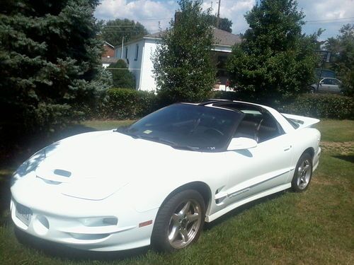 2001 pontiac firebird trans am t-top 2-door 5.7l