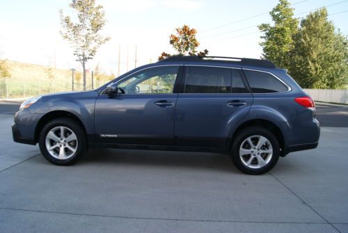 2013 Subaru Outback 2.5i Limited. Twilight Blue Metallic. Beautiful Outback. 11k, US $23,500.00, image 2