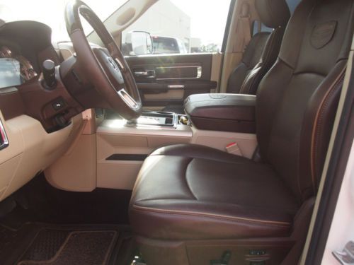 5.7L HEMI 4X4 LARAMIE LONGHORN 4WD NAVIGATION MOONROOF LEATHER ONE OWNER, image 6