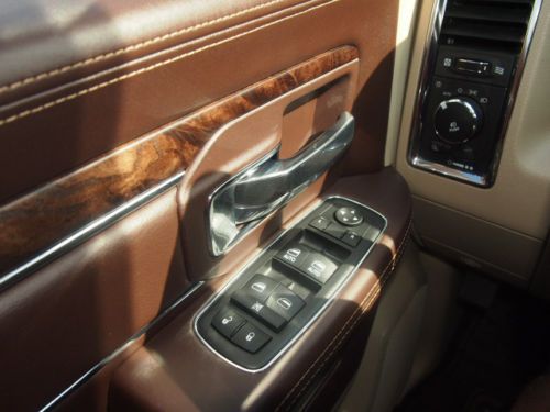 5.7L HEMI 4X4 LARAMIE LONGHORN 4WD NAVIGATION MOONROOF LEATHER ONE OWNER, image 15