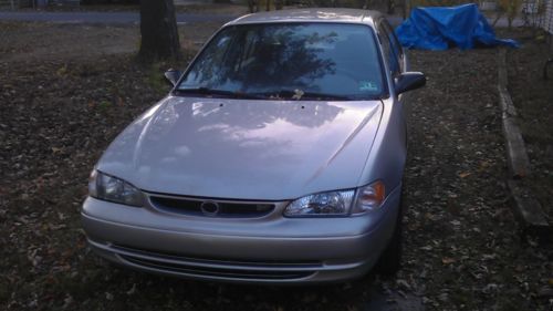 2000 toyota corolla ve sedan 4-door 1.8l