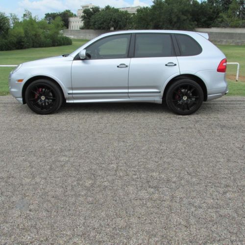 08 cayenne gts awd v8 slvr/blk nav roof 21&#034; blk wheels immac