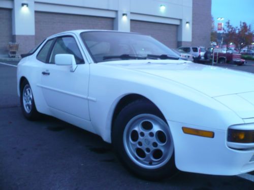 1988 PORSCHE 944 5 SPEED COUPE LOW MILES 95K VG CONDITION  ALL RECORDS, image 6