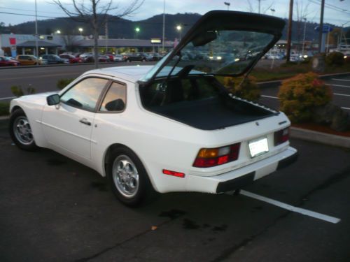 1988 PORSCHE 944 5 SPEED COUPE LOW MILES 95K VG CONDITION  ALL RECORDS, image 14