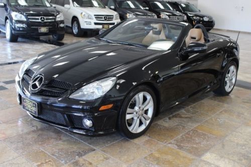 2011 mercedes slk300 convertible~loaded~nav~bluetooth~heated seats~ipod conc.~!