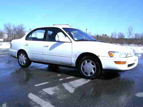 1997 Toyota Corolla Sedan Automatic Good Shape No Reserve Short 3 Day Auction!, image 2