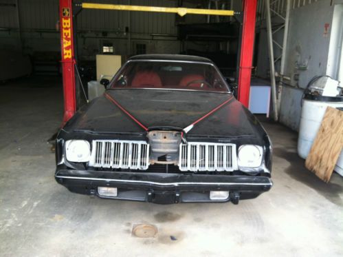 1975 pontiac grand am base coupe 2-door 6.6l