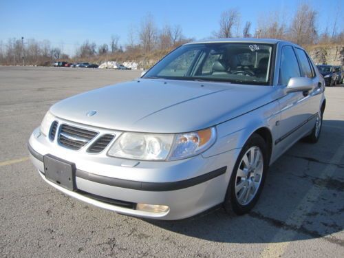 03 saab 9-5 95 4door automatic, loaded, leather, sunroof, looks &amp; runs great !!!