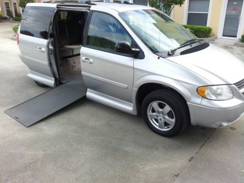 2007 dodge grand caravan wheelchair van,handicap van vmi