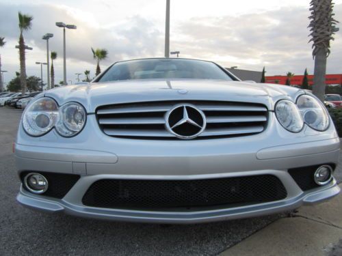 Low Miles AMG Sport Pkg Hard Top Convertible Leather Automatic Great Condition!, image 3