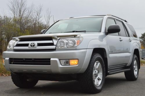 2004 toyota 4runner sr5 4x4 4.0l v6 sunroof one owner clean carfax no reserve!